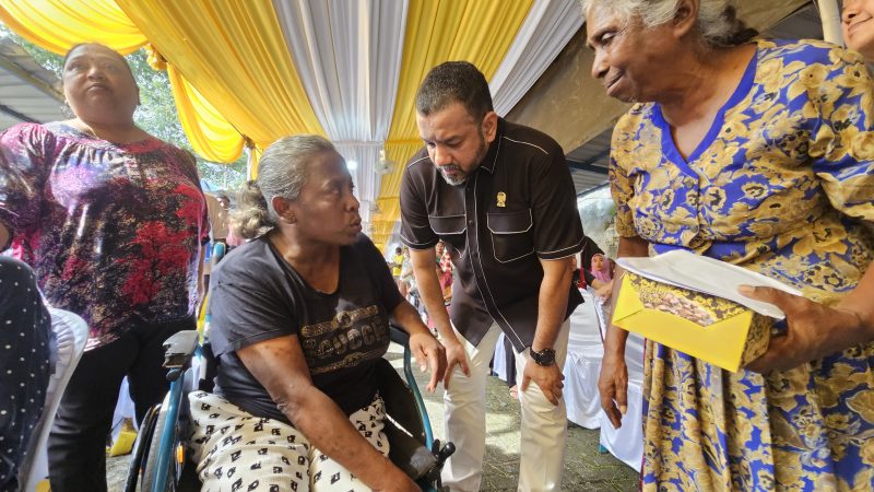 Masyarakat 2 Kecamatan ‘Ngadu’ ke Rommy Van BOy