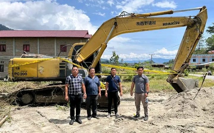 Polres Samosir Sita Alat Berat Perusak Rumah Dharma Ambarita, Korban Mengungkapkan Rasa Lega