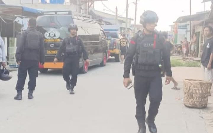 Brimob Polda Sumut Backup Polres Pelabuhan Belawan Gelar Patroli Gabungan