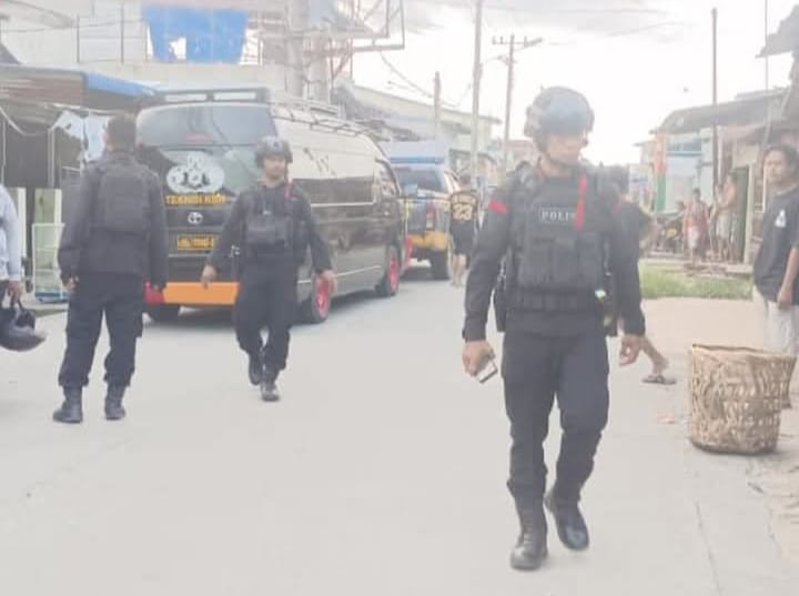 Brimob Polda Sumut Backup Polres Pelabuhan Belawan Gelar Patroli Gabungan