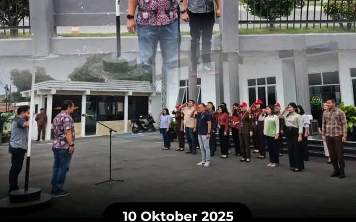 Kejaksaan Negeri Samosir Gelar Apel Jumat, Tekankan Pentingnya Disiplin dan Tertib Lalu Lintas