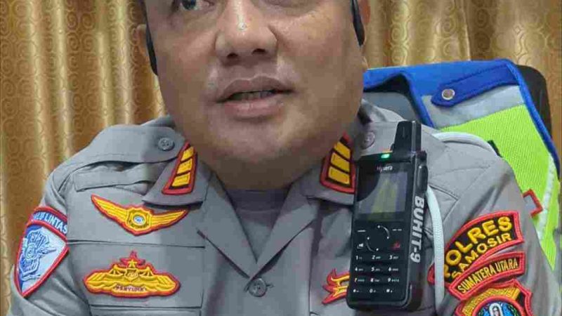 Plat Hitam Mobil Dinas : Polres Samosir Tegur Kadis Pertanian
