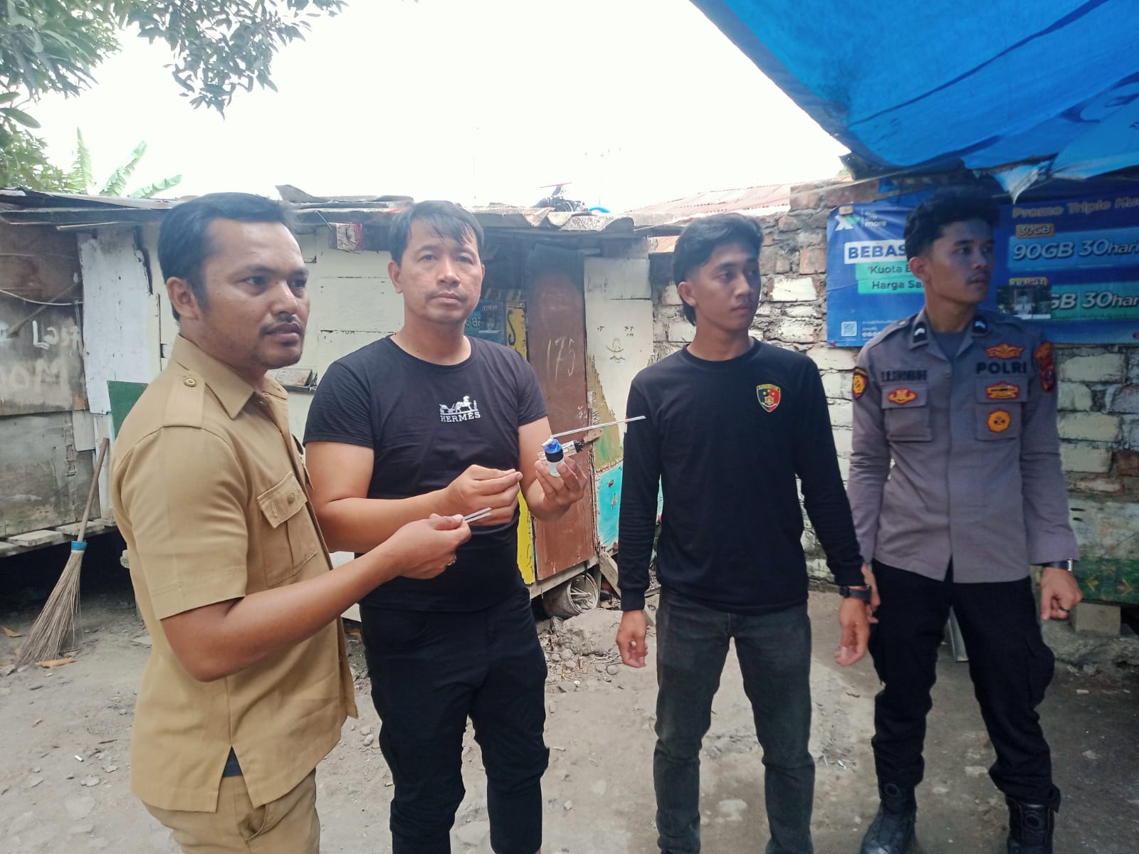 Polsek Medan Barat Gerebek Sarang Narkoba Di Pajak Mayor Brayan