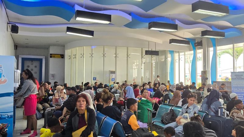 Penumpang kapal laut melalui Pelabuhan Belawan hingga H -6 mencapai 13.084 orang