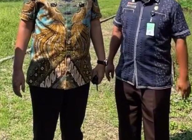 Camat Medan Marelan Dampingi Walikota Medan Tinjau Langsung TPU Kecamatan Medan Marelan