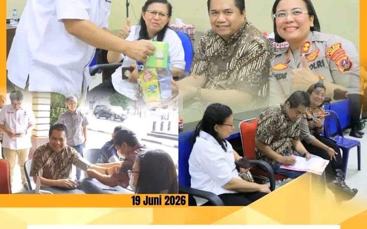 “Setetes Darah, Sejuta Harapan : Kajari Samosir Satria Irawan Ikut Donor Darah HUT Bhayangkara ke-80”