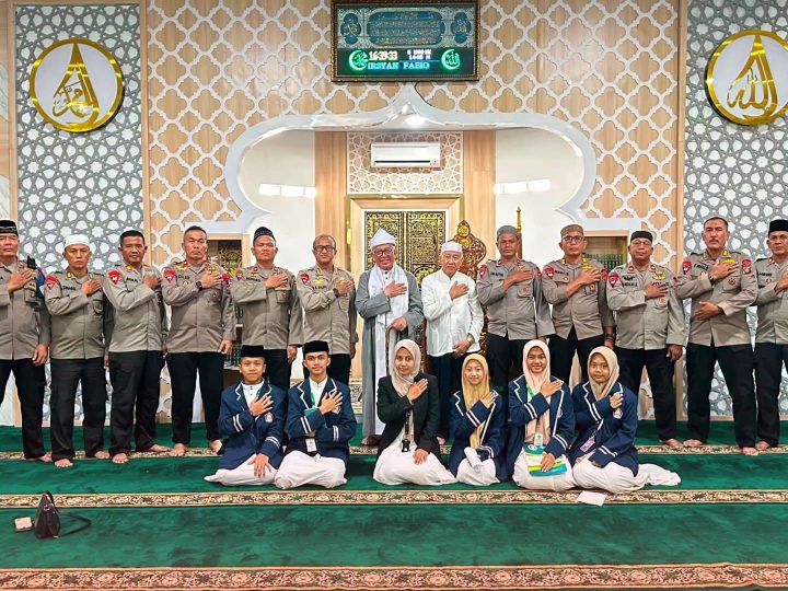 Brimob Polda Sumut Lepas Tim Safari Dakwah 1448 H, Perkuat Spiritualitas, Moralitas, dan Sinergi Membangun Umat