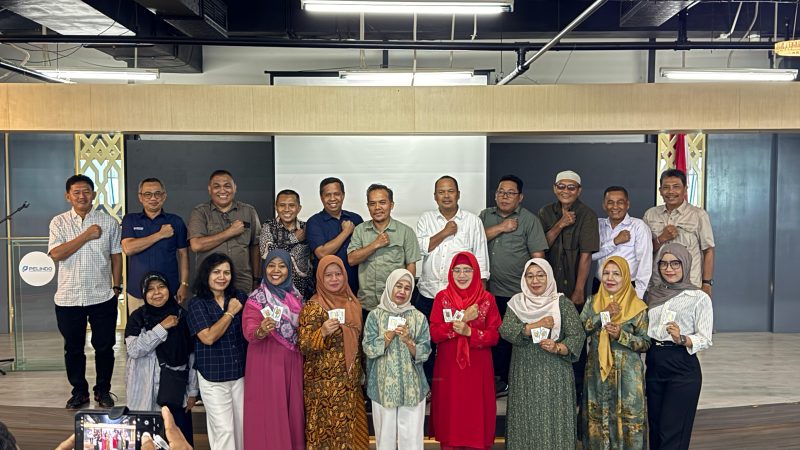 Pensiunan Pelindo Regional 1gelar  Silaturahmi dan pemberian Cinderamata 