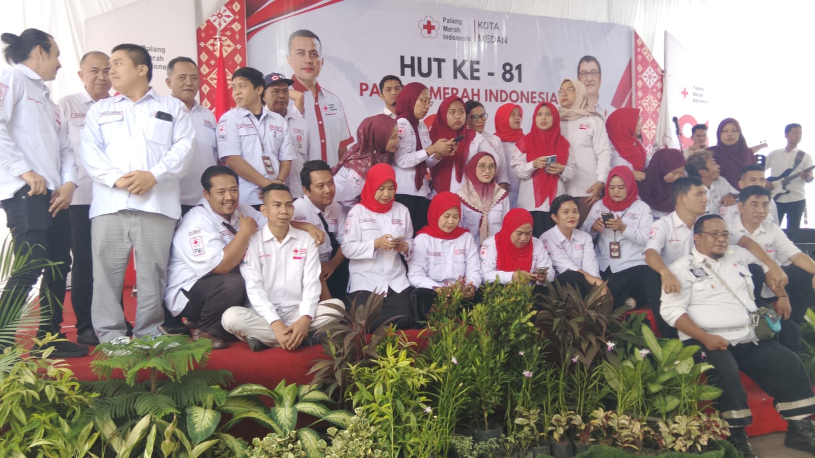 HUT PMI ke-81, “Menyalakan Harapan, Menyelamatkan Jiwa”: Pemeriksaan Kesehatan, Donor Darah hingga Lucky Draw Meriahkan Perayaan di Markas PMI Sumut