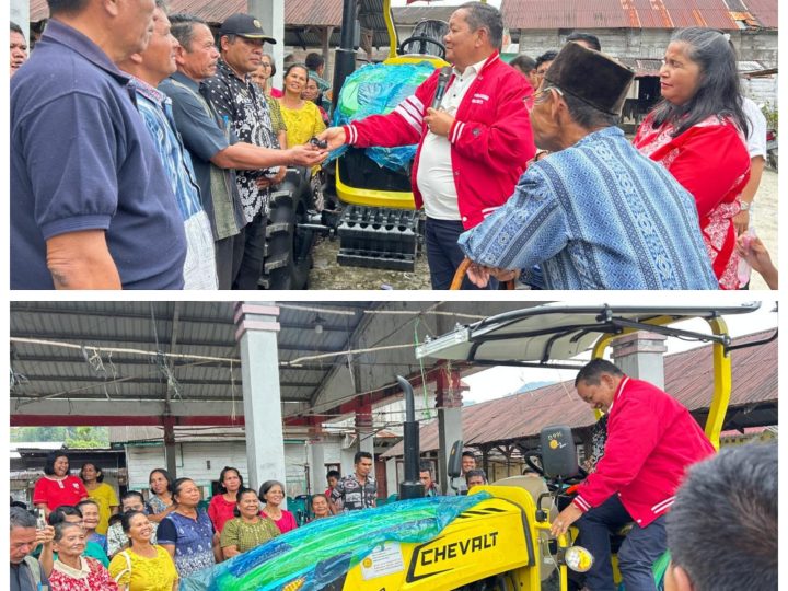 “Harapan Baru dari Parlilitan : Traktor dari Rapidin Simbolon Bikin Petani Sionom Hudon Semringah”