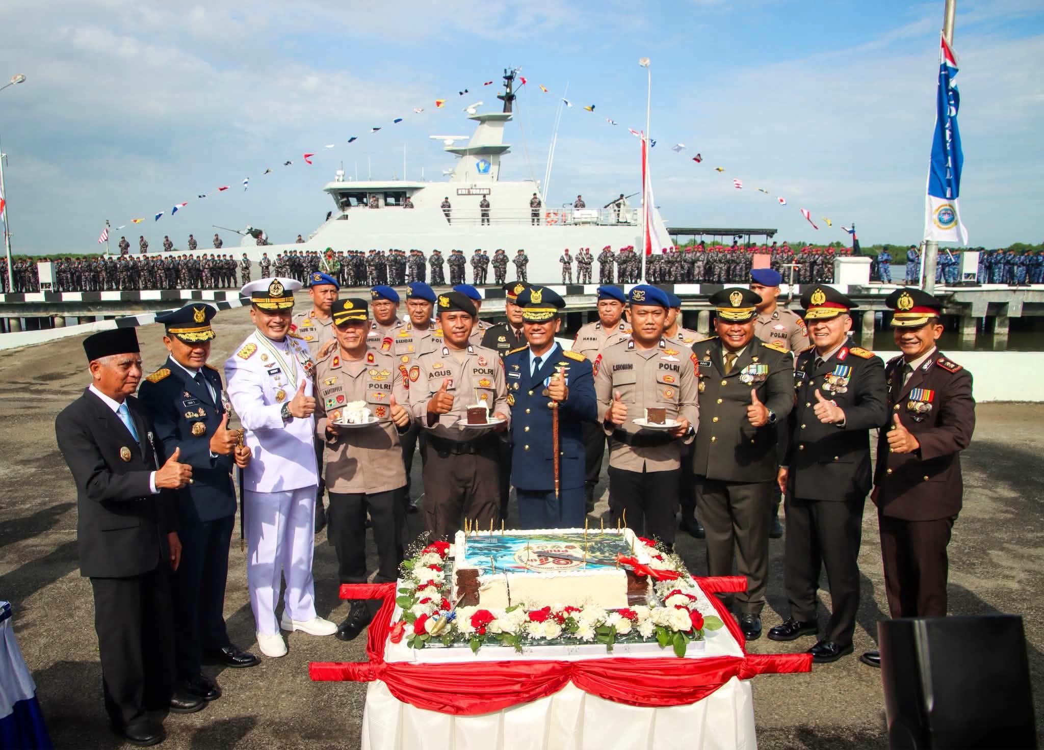 Kapolres Pelabuhan Belawan Menghadiri Upacara HUT ke-81 TNI, Perkuat Sinergi TNI-Polri Jaga Keamanan