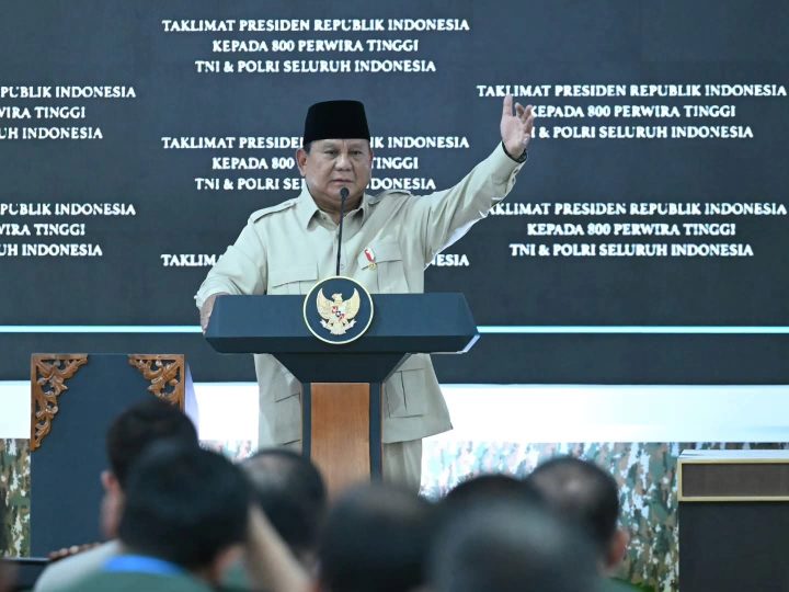 Prabowo Kumpulkan 800 Jenderal TNI-POLRI Di Istana : ” Jaga Kepercayaan Rakyat, Utamakan Kepentingan Bangsa “