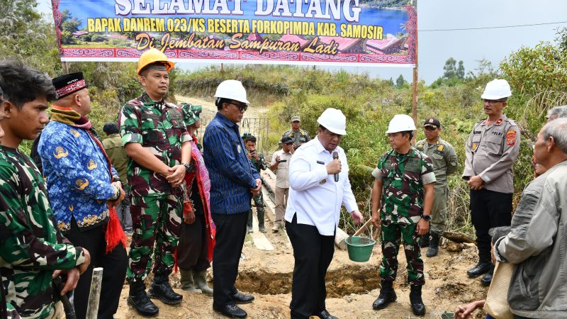 Sinergi TNI – Pemkab Samosir Gaspol ! 15 KM Irigasi Pipa, 20 Jembatan dan 350 Pohon untuk 680 Hektare Sawah di Palipi