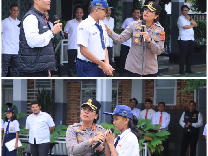Stop Bullying ! Kapolres Samosir Turun ke SMP Budi Mulia, Siswa Jawab Benar Dapat Cokelat